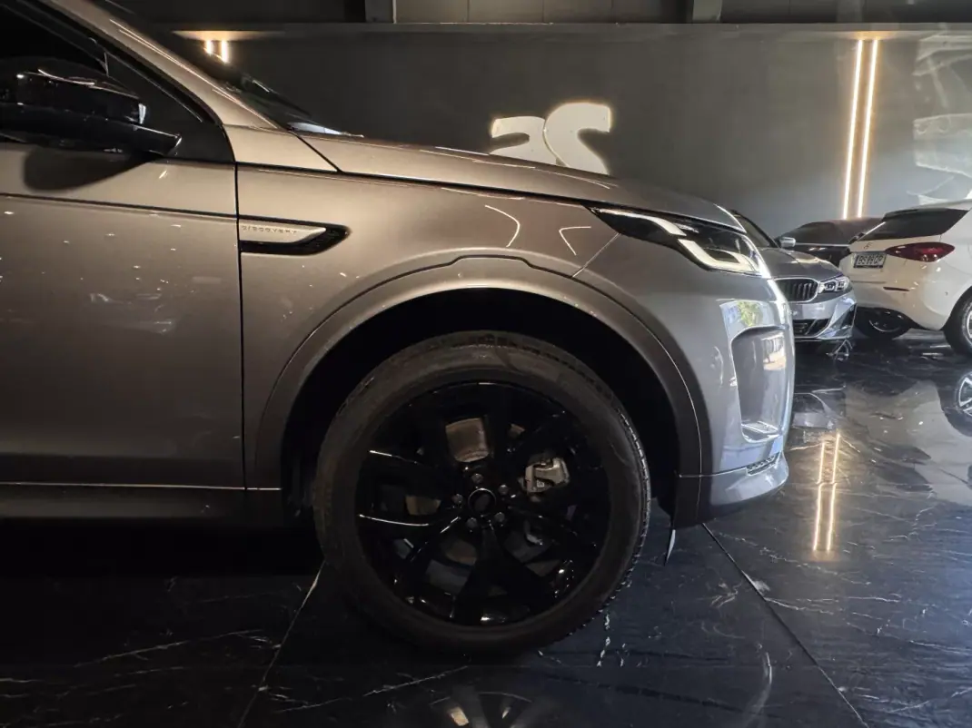 Land Rover Discovery Sport 2022 - 34990 EUR, 49000 km - AUTO.MOTO.pt - 49000km - foto 4 de 32