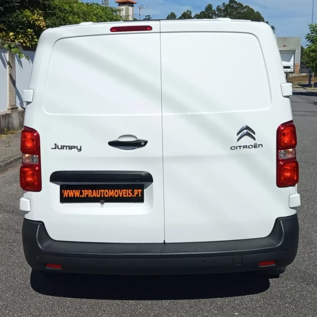 Citroën Jumpy 2021 - 14990 EUR, 122200 km - 122200km - foto 8 de 19