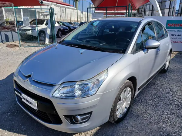 Citroën C4 2010 — photo 3 of 27