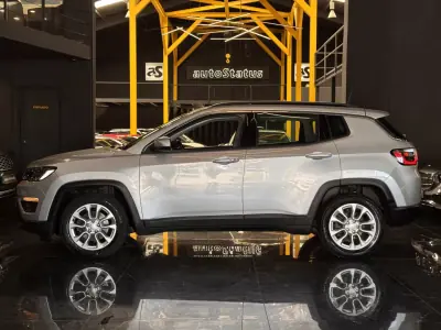 Jeep Compass 2021 - 18990 EUR, 40400 km - AUTO.MOTO.pt - 40400km - foto 6 de 27