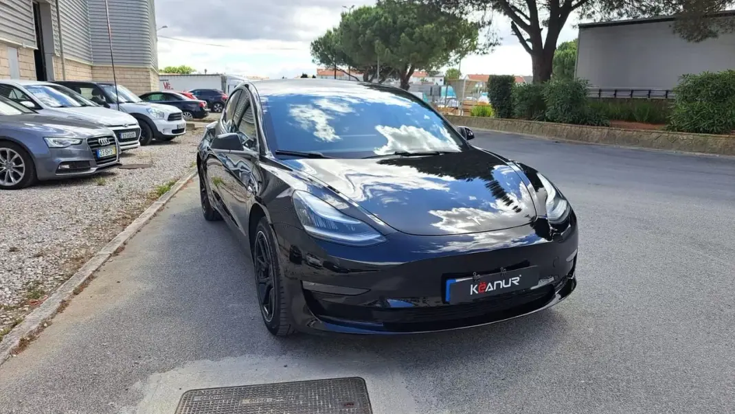 Tesla Model 3 2019 - 22500 EUR, 113000 km - 113000km - foto 12 de 53