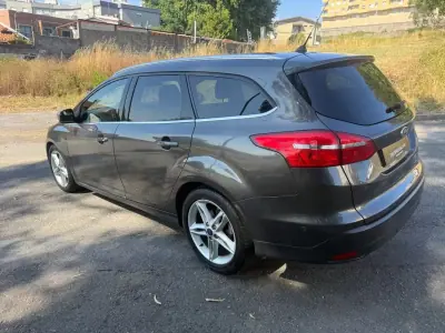 Ford Focus SW 2017 - 9900 EUR, 155000 km - AUTO.MOTO.pt - 155000km - foto 23 de 26