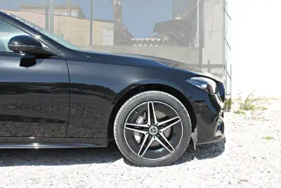 Mercedes-Benz C 300 2024 - 49990 EUR, 28094 km - AUTO.MOTO.pt - 28094km - foto 5 de 31