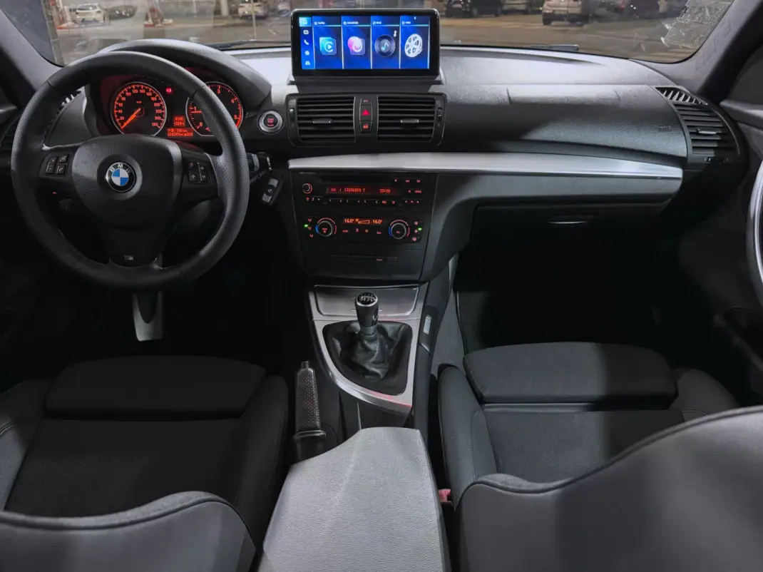 BMW 120 2011 - 16490 EUR, 229174 km - 229174km - foto 10 de 18