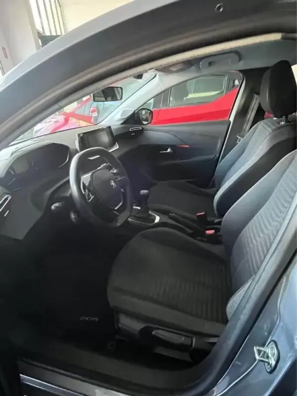 Peugeot 208 2020 - 15950 EUR, 33300 km - AUTO.MOTO.pt - 33300km - foto 6 de 6