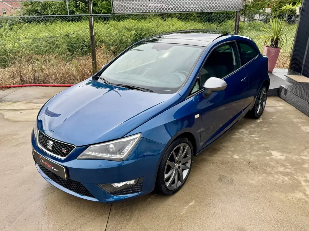SEAT Ibiza 2014 - 7999 EUR, 149609 km - AUTO.MOTO.pt - 149609km - foto 5 de 24