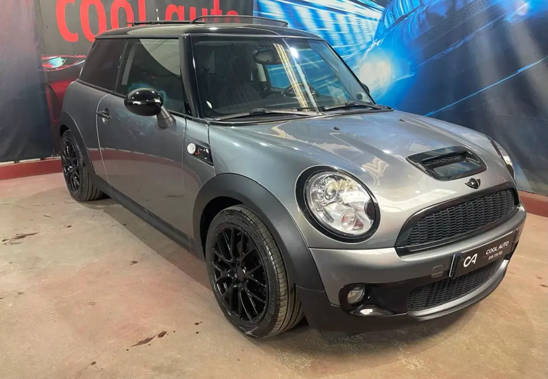 MINI Cooper S 2008 - 8999 EUR, 158000 km - AUTO.MOTO.pt - 158000km - foto 18 de 48