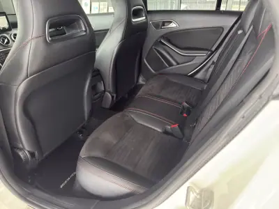 Mercedes-Benz CLA 220 2017 - 18900 EUR, 246604 km - AUTO.MOTO.pt - 246604km - foto 19 de 29