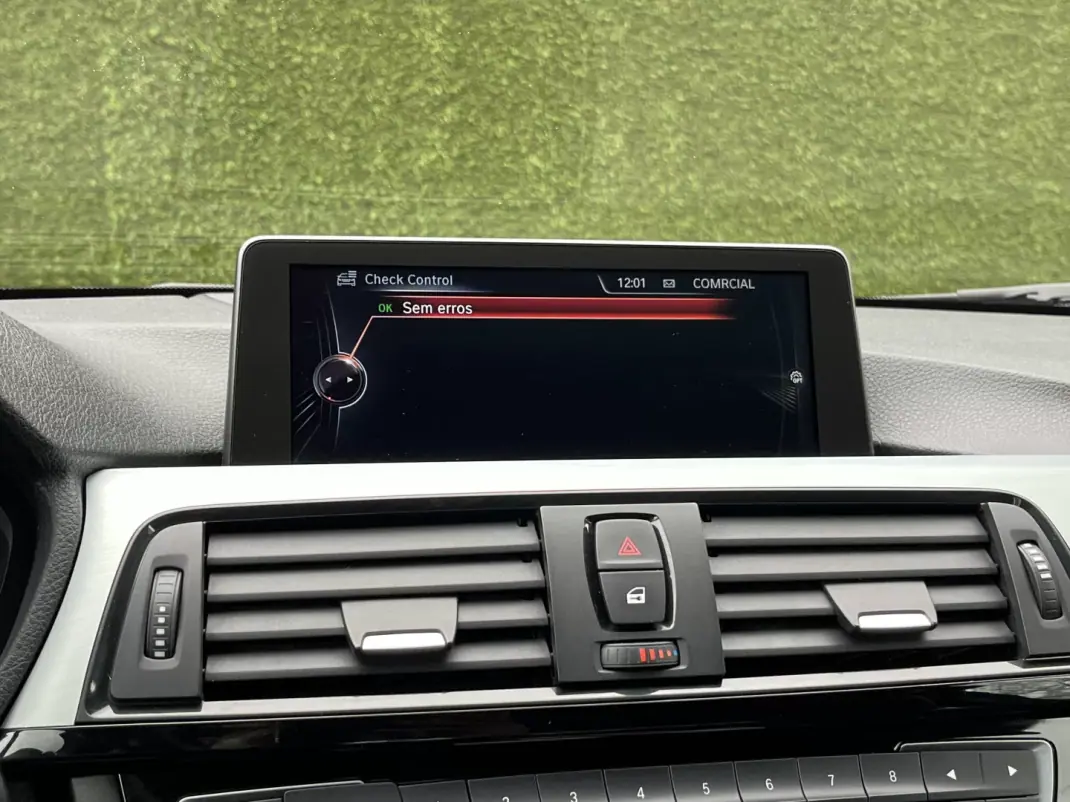 BMW 420 2013 - 22250 EUR, 222000 km - AUTO.MOTO.pt - 222000km - foto 23 de 36