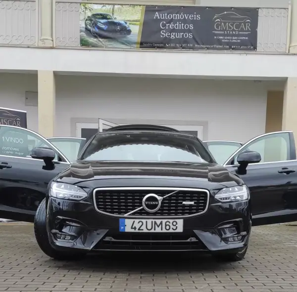 Volvo S90 2018 - 14850 EUR, 404000 km - AUTO.MOTO.pt - 404000km - foto 2 de 7