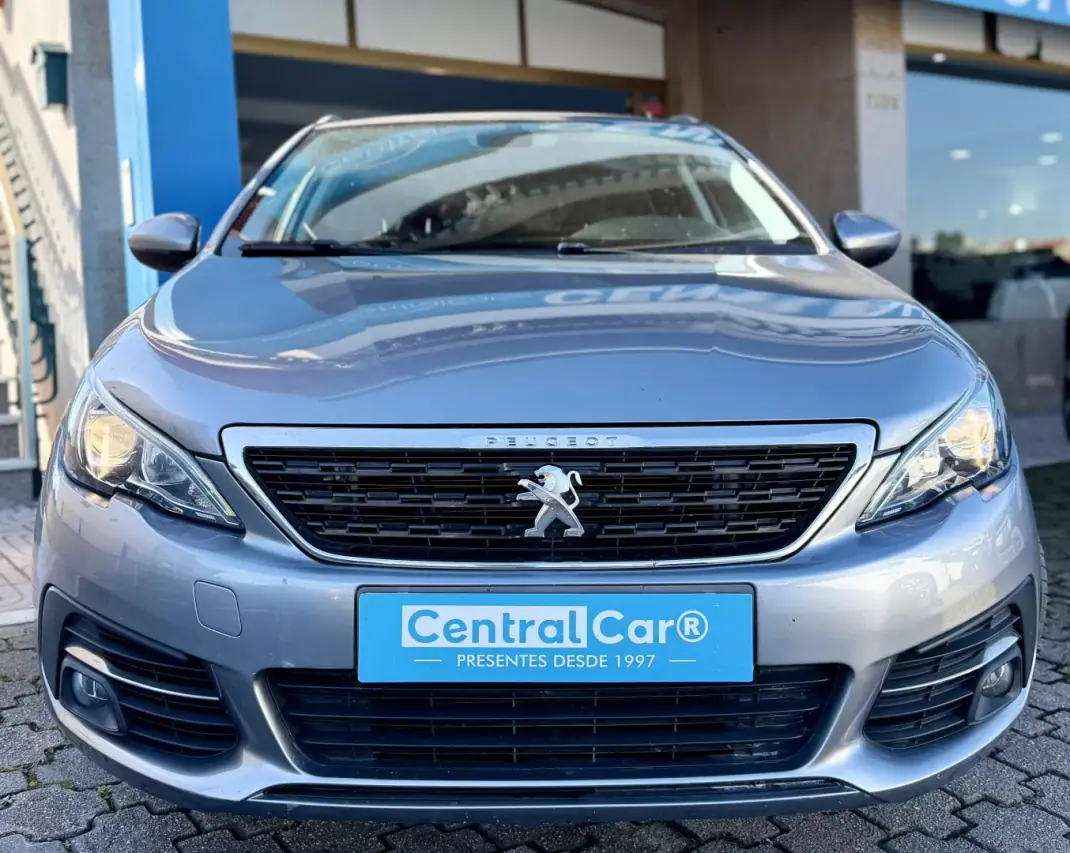 Peugeot 308 SW 2019 - 10950 EUR, 114000 km - 114000km - foto 3 de 25