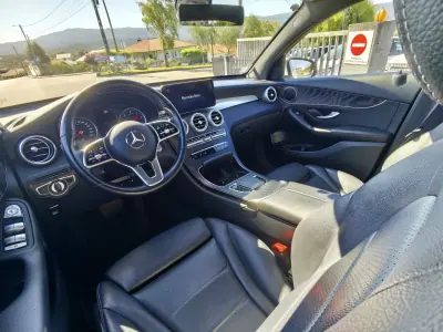 Mercedes-Benz GLC 300 2020 - 43500 EUR, 143000 km - AUTO.MOTO.pt - 143000km - foto 15 de 32
