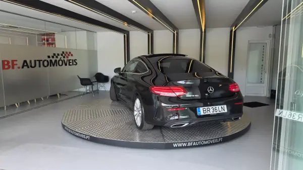 Mercedes-Benz C 220 2017 - 29500 EUR, 196135 km - AUTO.MOTO.pt - 196135km - foto 18 de 59