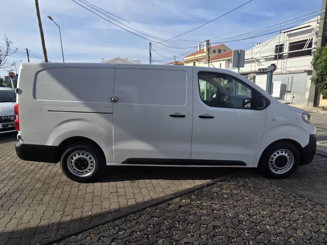 Peugeot 2022 - 17500 EUR, 175000 km - AUTO.MOTO.pt - 175000km - foto 4 de 15