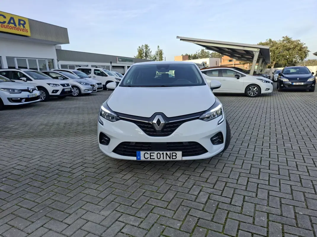 Renault Clio 2019 - 15000 EUR, 62800 km - AUTO.MOTO.pt - 62800km - foto 3 de 32