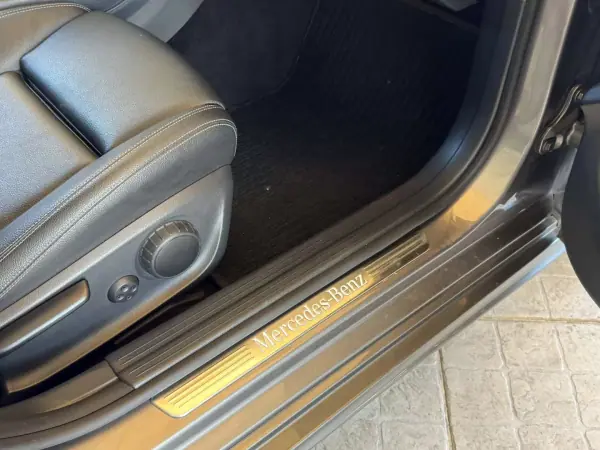 Mercedes-Benz CLA 180 2016 - 17950 EUR, 146271 km - AUTO.MOTO.pt - 146271km - foto 32 de 33