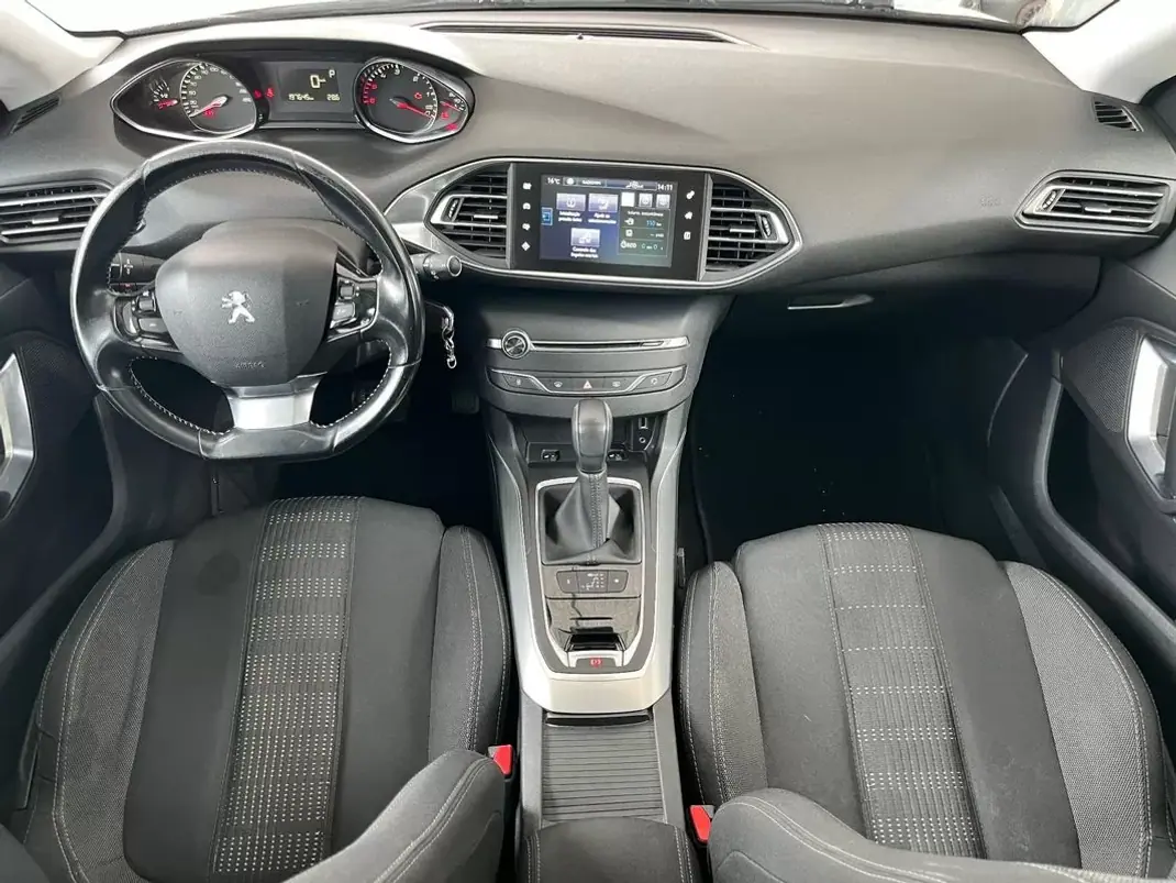 Peugeot 308 SW 2016 - 9990 EUR, 197000 km - AUTO.MOTO.pt - 197000km - foto 7 de 17