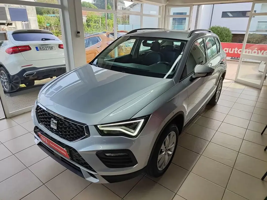 SEAT Ateca 2022 - 19500 EUR, 25400 km - AUTO.MOTO.pt - 25400km - foto 6 de 35