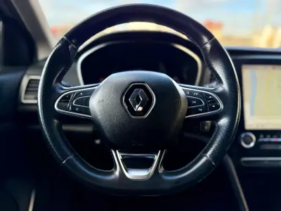 Renault Mégane 2020 - 17950 EUR, 114000 km - AUTO.MOTO.pt - 114000km - foto 19 de 23