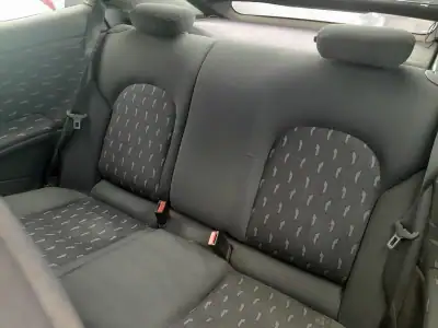 Mercedes-Benz C 220 2001 - 7900 EUR, 280000 km - AUTO.MOTO.pt - 280000km - foto 7 de 11
