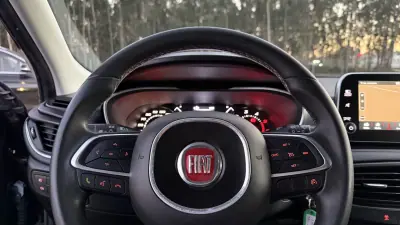 Fiat Tipo Station Wagon 2019 - 12900 EUR, 137000 km - AUTO.MOTO.pt - 137000km - foto 32 de 43