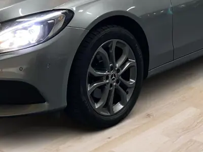 Mercedes-Benz C 180 2016 - 16950 EUR, 227000 km - AUTO.MOTO.pt - 227000km - foto 6 de 20