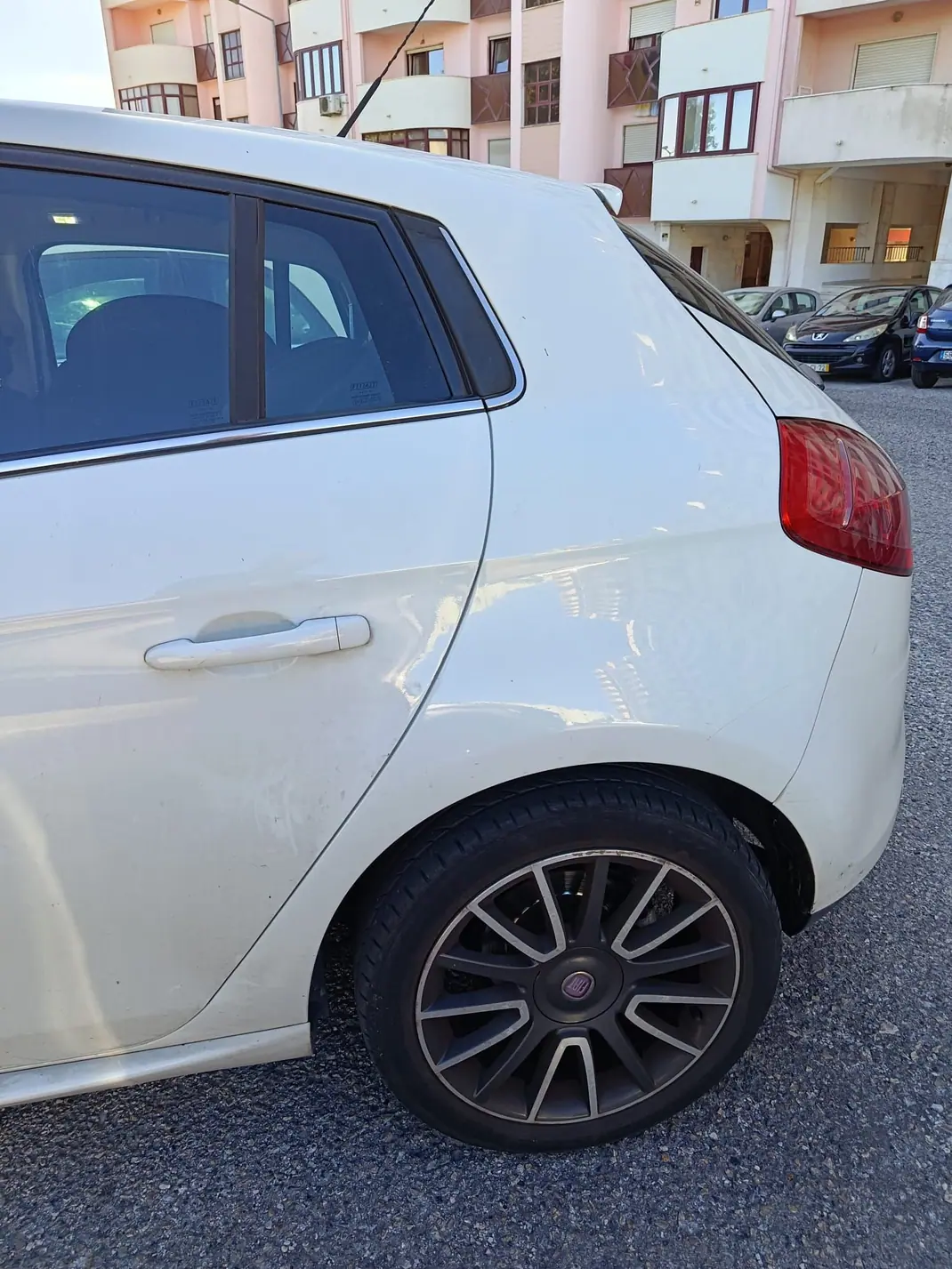 Fiat Bravo 2011 - 3700 EUR, 302000 km - 302000km - foto 3 de 4