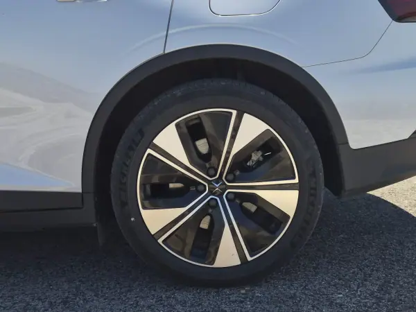 Polestar 2 2023 - 29990 EUR, 59608 km - AUTO.MOTO.pt - 59608km - foto 24 de 46