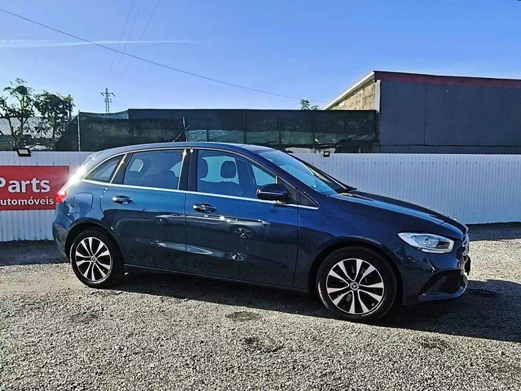 Mercedes-Benz B 250 2022 - 24990 EUR, 110440 km - 110440km - foto 9 de 33