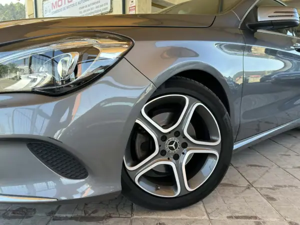 Mercedes-Benz CLA 180 2016 - 17950 EUR, 146271 km - AUTO.MOTO.pt - 146271km - foto 3 de 33