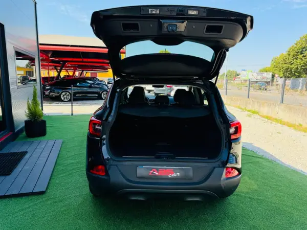 Renault Kadjar 2016 - 18000 EUR, 105000 km - AUTO.MOTO.pt - 105000km - foto 13 de 32