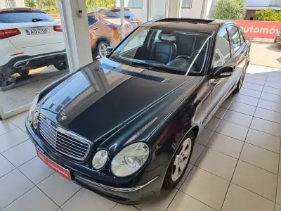 Mercedes-Benz E 220 2003 - 6950 EUR, 378000 km - AUTO.MOTO.pt - 378000km - foto 6 de 38