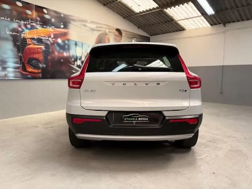 Volvo XC 40 2020 - 23900 EUR, 160000 km - AUTO.MOTO.pt - 160000km - foto 7 de 23
