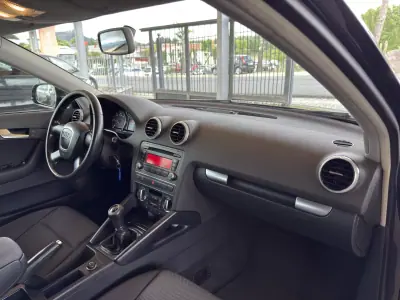Audi A3 Sportback 2010 - 11500 EUR, 143558 km - AUTO.MOTO.pt - 143558km - foto 28 de 29