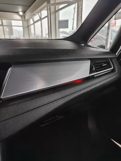 BMW 218 Gran Tourer 2015 - 17250 EUR, 190800 km - AUTO.MOTO.pt - 190800km - foto 30 de 35