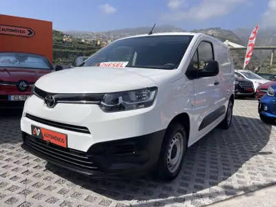 Toyota Proace City Verso 2021 - 16950 EUR, 84847 km - 84847km - foto 3 de 14