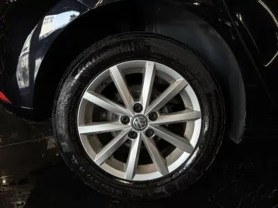 Volkswagen Polo 2016 - 10990 EUR, 106798 km - AUTO.MOTO.pt - 106798km - foto 10 de 25