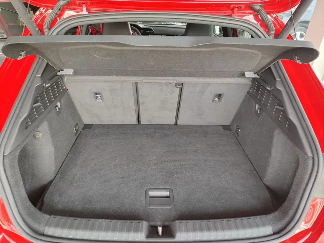 Audi RS3 Sportback 2024 - 69500 EUR, 41900 km - AUTO.MOTO.pt - 41900km - foto 16 de 48