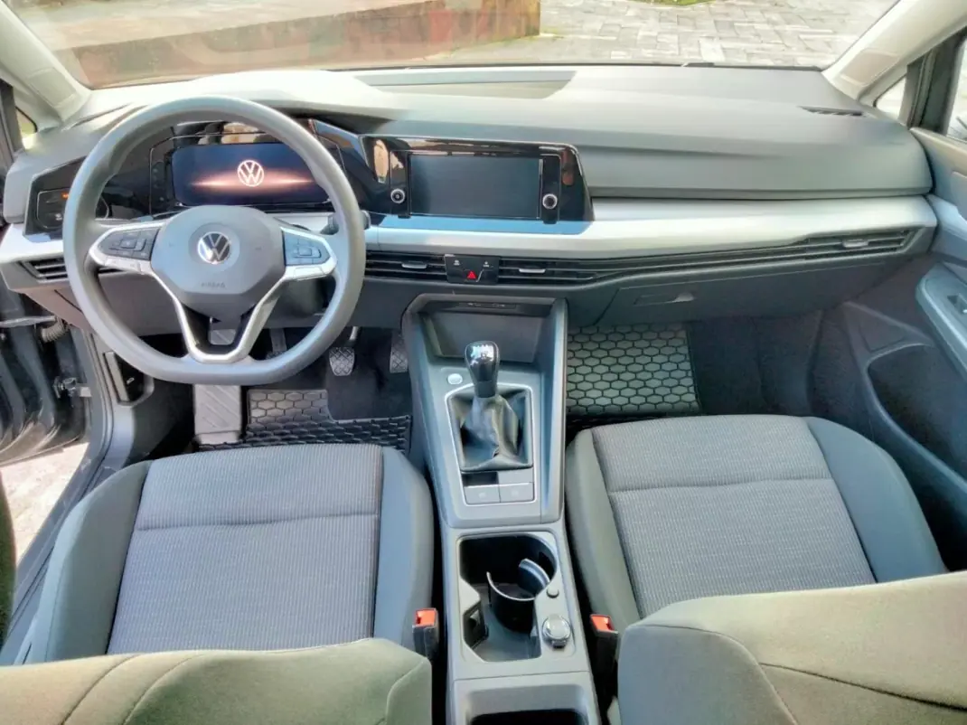 Volkswagen Golf 2021 - 19800 EUR, 44126 km - AUTO.MOTO.pt - 44126km - foto 5 de 13