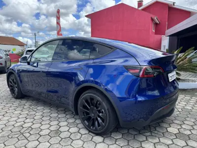 Tesla Model Y 2024 - 34500 EUR, 38000 km - 38000km - foto 6 de 25