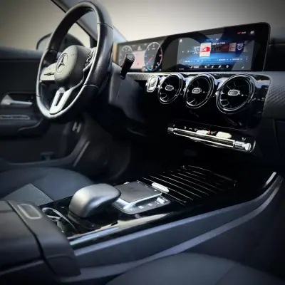 Mercedes-Benz A 180 Limousine 2020 - 21500 EUR, 145000 km - AUTO.MOTO.pt - 145000km - foto 5 de 28