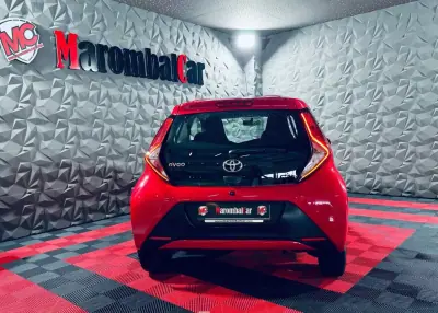 Toyota Aygo 2019 - 10750 EUR, 126299 km - AUTO.MOTO.pt - 126299km - foto 2 de 35