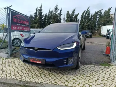 Tesla Model X 2020 - 45500 EUR, 85990 km - AUTO.MOTO.pt - 85990km - foto 2 de 38