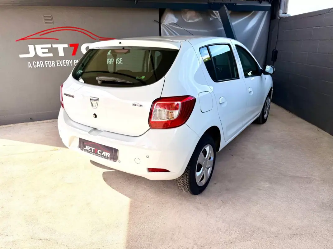 Dacia Sandero 2013 - 8490 EUR, 188792 km - AUTO.MOTO.pt - 188792km - foto 5 de 12