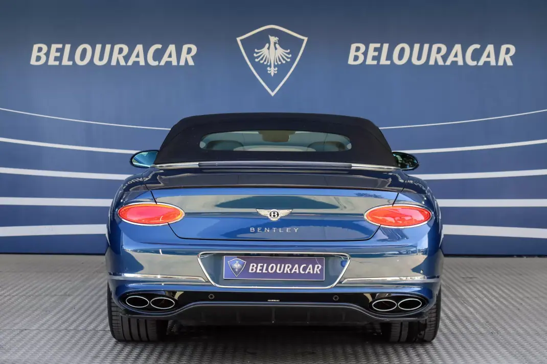 Bentley Continental GTC 2021 - 250000 EUR, 19562 km - 19562km - foto 10 de 28