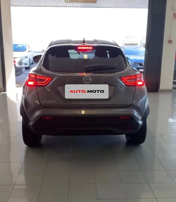 Nissan Juke 2021 — photo 3 of 8