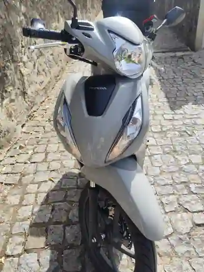 Honda Vision 2026 - 1990 EUR, 1192 km - AUTO.MOTO.pt - 1192km - foto 9 de 15
