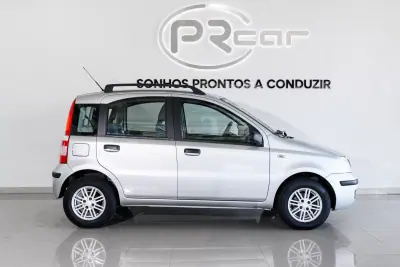 Fiat Panda 2006 - 3900 EUR, 75461 km - AUTO.MOTO.pt - 75461km - foto 6 de 22