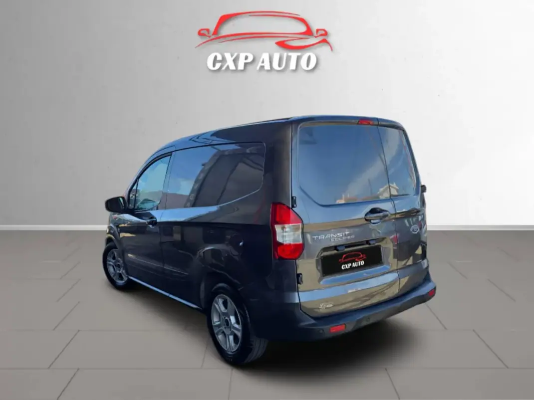 Ford Transit Connect 2019 - 12900 EUR, 111500 km - AUTO.MOTO.pt - 111500km - foto 5 de 12