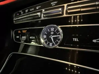 Mercedes-Benz E 300 2019 - 25750 EUR, 235639 km - AUTO.MOTO.pt - 235639km - foto 20 de 20